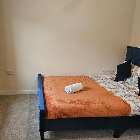 Immaculate 3 Bedroom Property. Nottingham Exterior foto